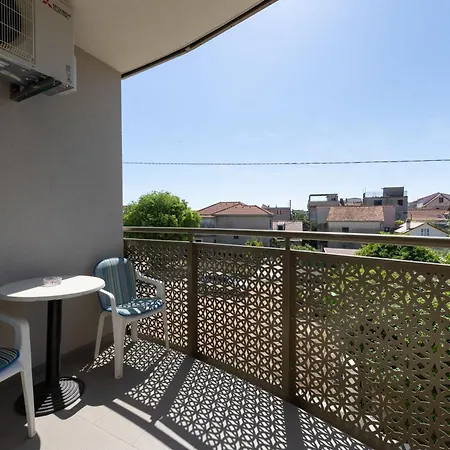 Sole شقة Kaštela